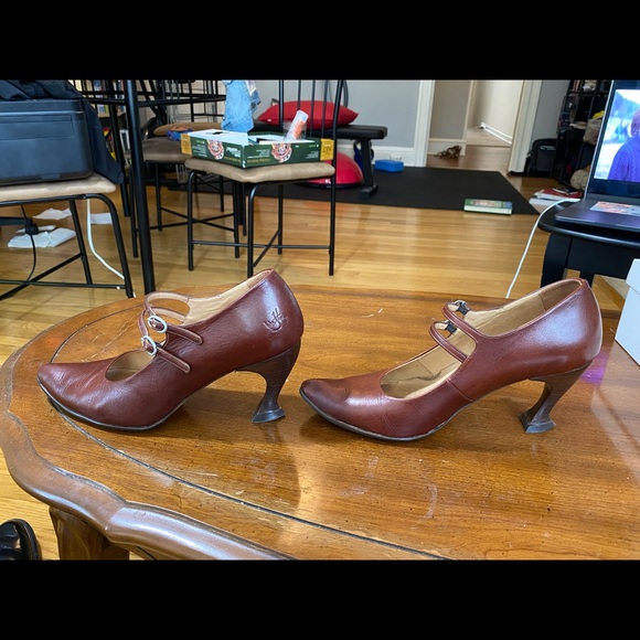 Fluevog Coffee double-strap pumps - Picture 7 of 8
